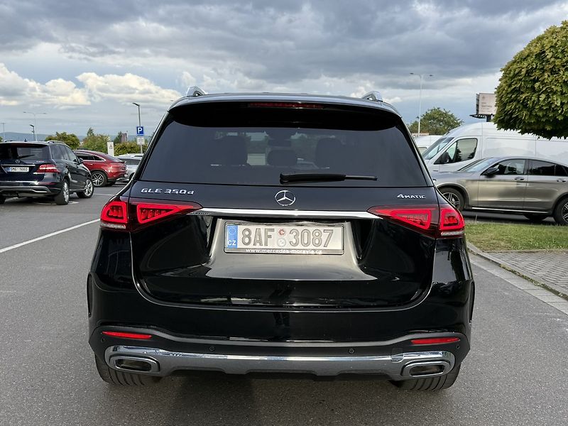 Mercedes-Benz GLE (2020) 350 d 4MATIC SUV - fotka 7 z 44