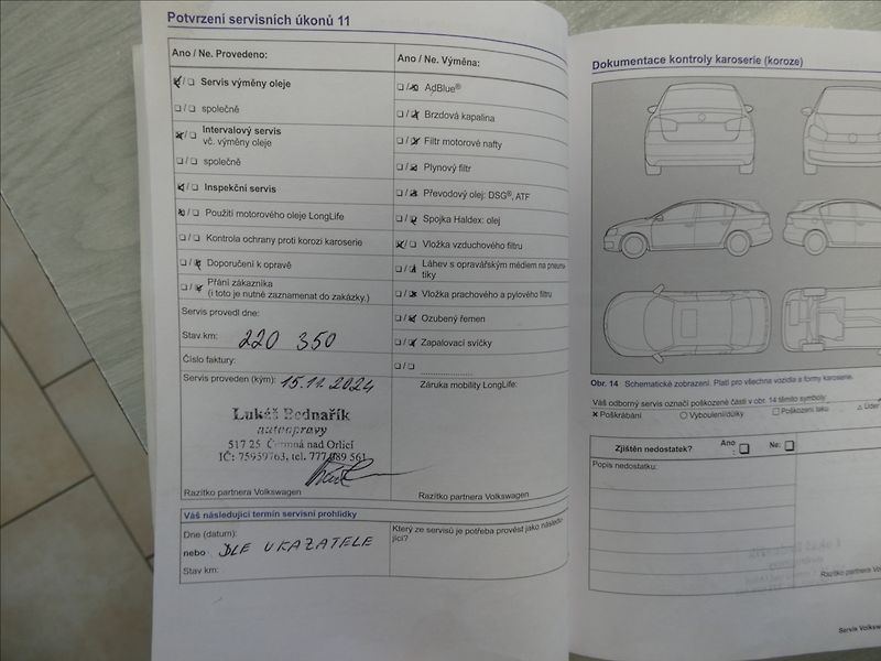 Volkswagen Touareg 3,0 TDi V6 180kW, webasto, DPH - fotka 47 z 50