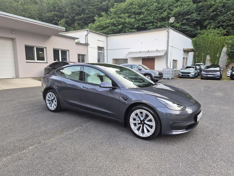 Tesla Model 3 LONG RANGE DUAL MOTOR TZ 93 % - fotka 3 z 6