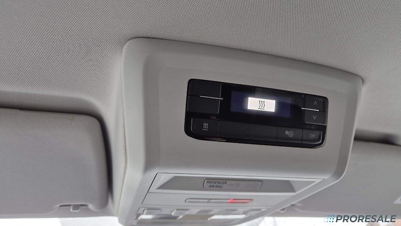 Volkswagen Multivan 2,0 TDi 110 kW - fotka 15 z 19