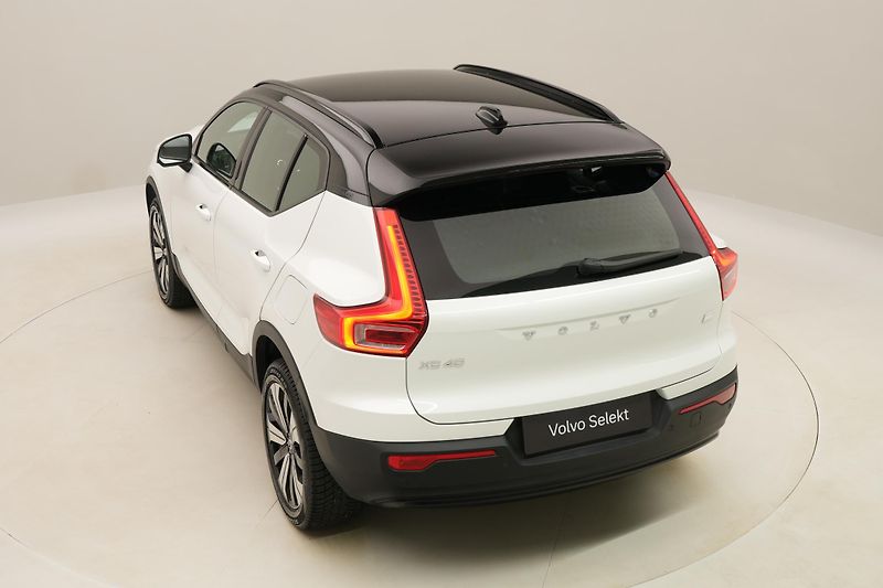 Volvo XC40 PURE ELECTRIC RECHARGE CORE  - fotka 18 z 55