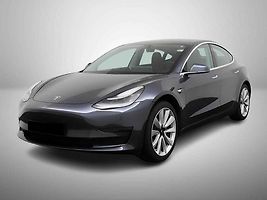 Tesla Model 3.