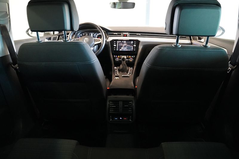 Volkswagen Passat - fotka 26 z 29