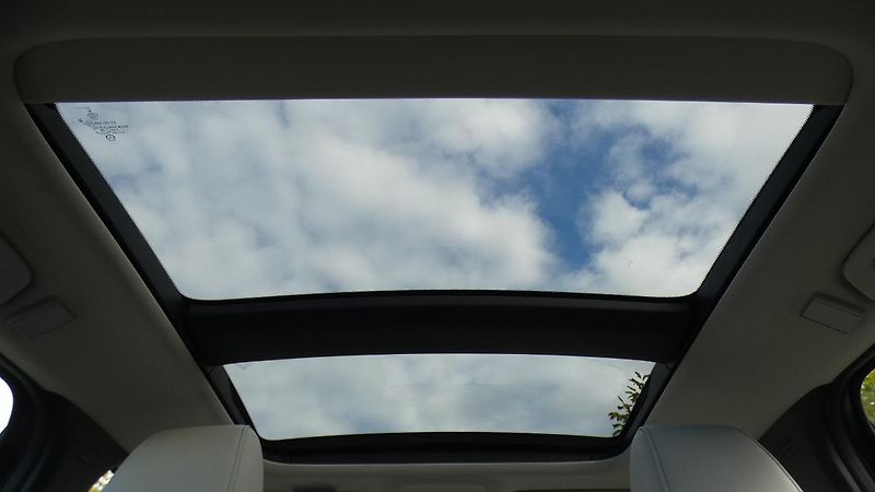 Mazda CX-60 2.5 e-Skyactiv PHEV Takumi - fotka 24 z 28
