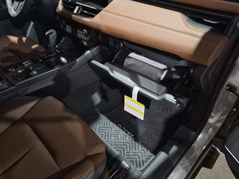 Subaru Outback 2026 260 Koní automat NOVÝ MOD - fotka 22 z 49