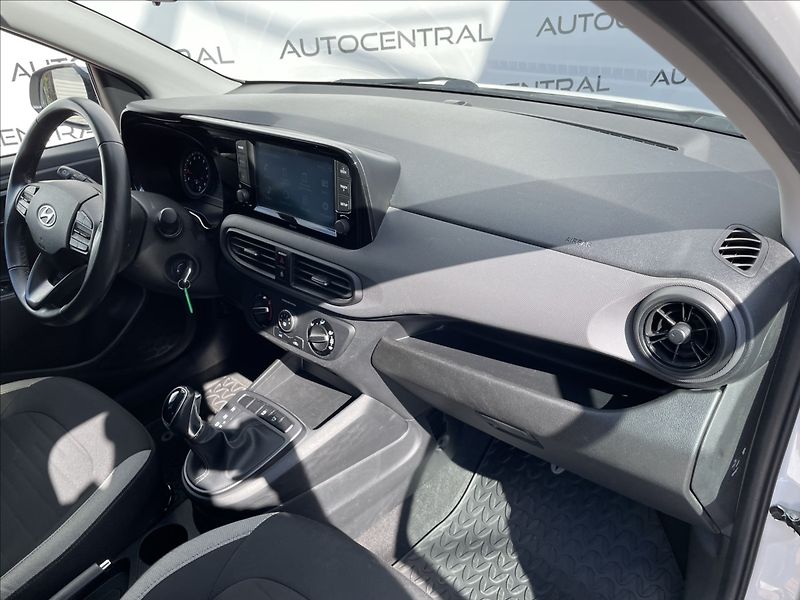 Hyundai i10 1,0 MPi,AUTOMAT,ZÁRUKA - fotka 19 z 23