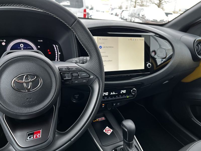 Toyota Aygo 1.5 Hybrid ODBĚR 8/2026 - fotka 16 z 27