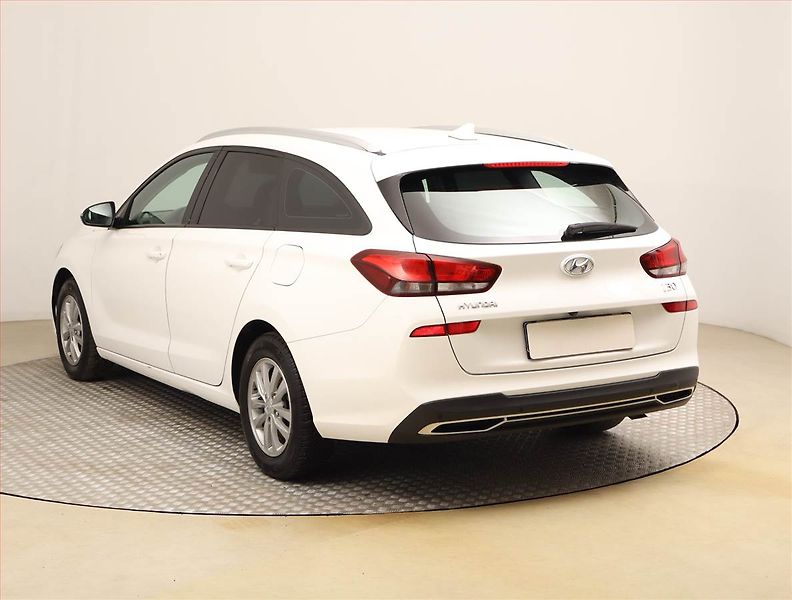 Hyundai i30 (2021) 1.6 CRDi, ČR,1.maj, Serv.kniha - fotka 4 z 22
