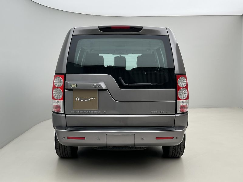 Land Rover Discovery 2.7 TDV6 S AWD AUT CZ - fotka 11 z 33
