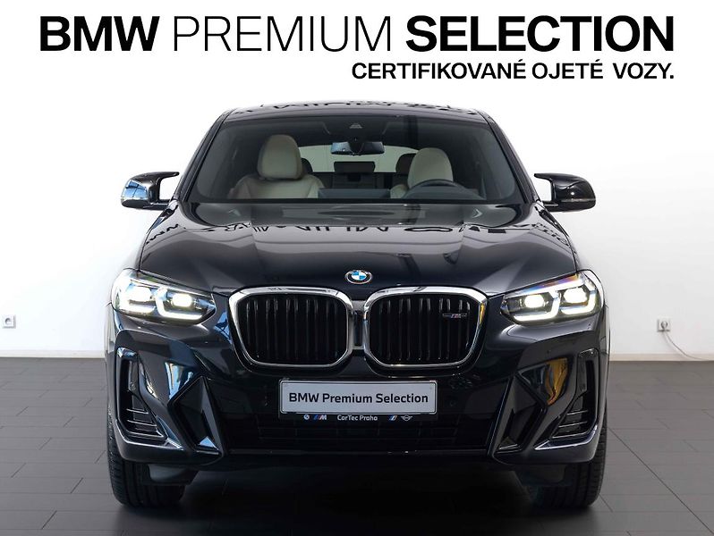 BMW X4 M40d - fotka 3 z 24