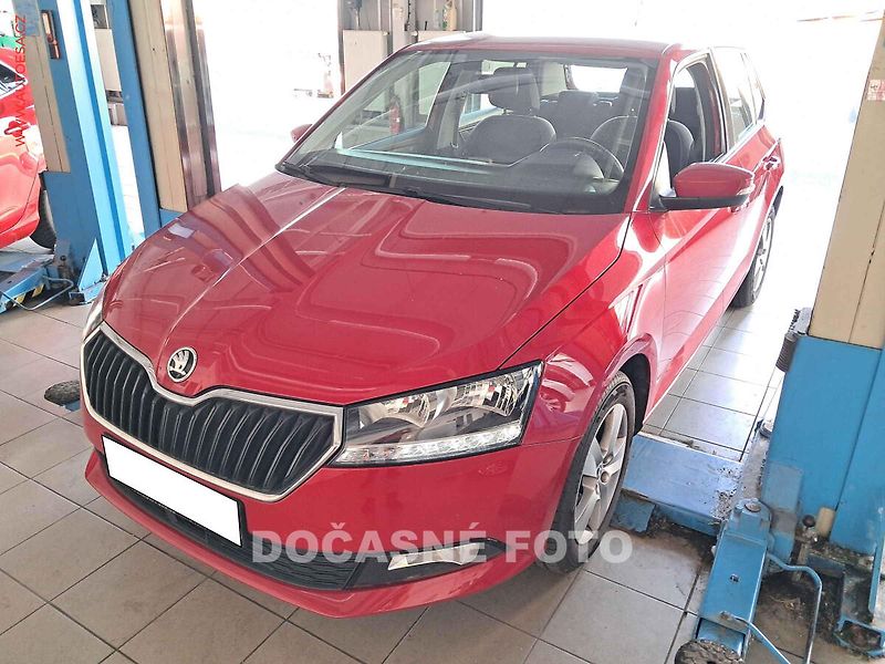 Škoda Fabia (2019) 1.0 TSI, ČR, servis.kniha, AC - fotka 1 z 3
