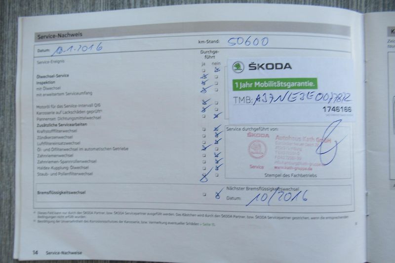 Škoda Octavia 2.0 TDi DSG  AUT. KLIMA NAVI  - fotka 25 z 35