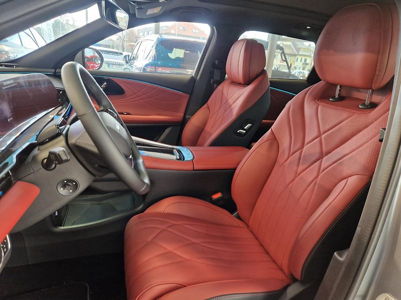 Omoda 9 (2025) SHS PREMIUM - fotka 10 z 17