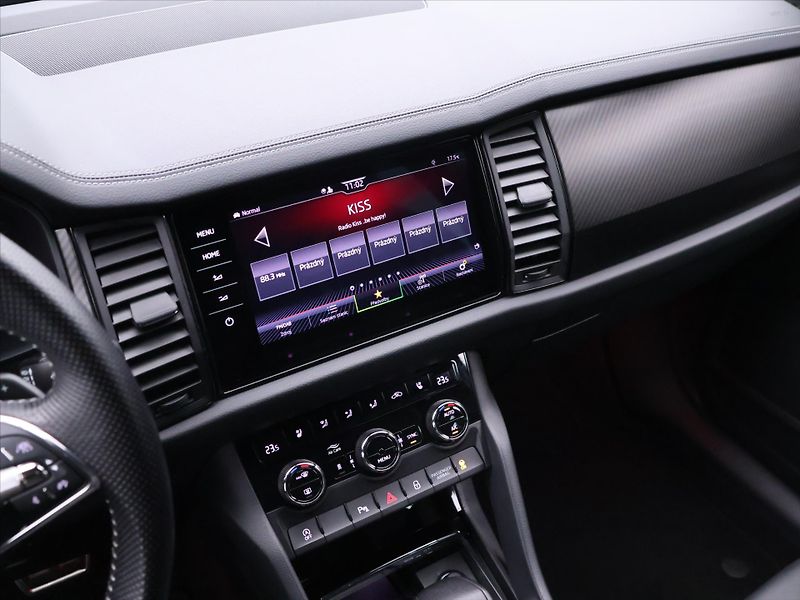 Škoda Kodiaq 2,0 TDI DSG 4x4 Sportline DPH - fotka 25 z 39