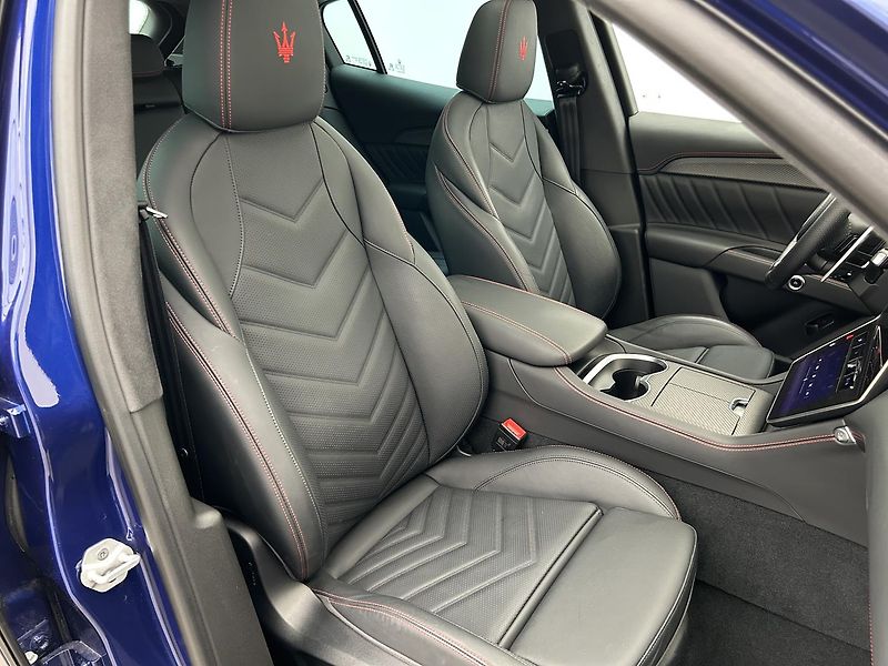 Maserati Grecale 3.0 T 4x4 . - fotka 13 z 39