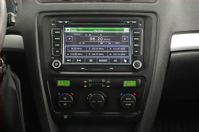 Škoda Octavia (2005) 1.6, jezdí výborně - fotka 9 z 14