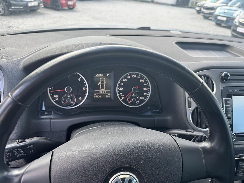 Volkswagen Tiguan 2.0TDi,SPORT,4x4,AUTOMAT - fotka 17 z 47