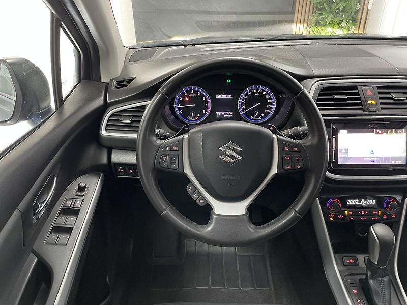 Suzuki SX4 S-Cross 1.4 BJ 4x4 AT REZERVACE - fotka 24 z 30