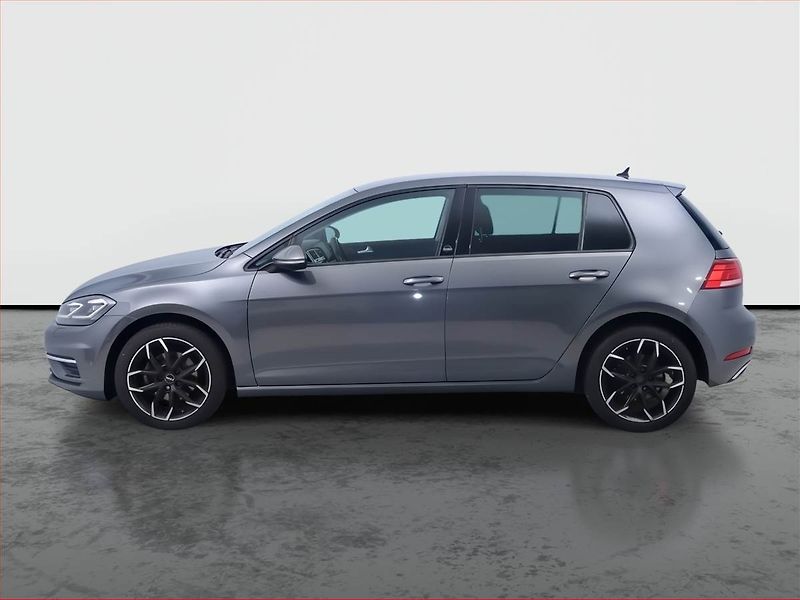 Volkswagen Golf (2017) 1.5 TSI, Navi, Tempomat - fotka 3 z 17