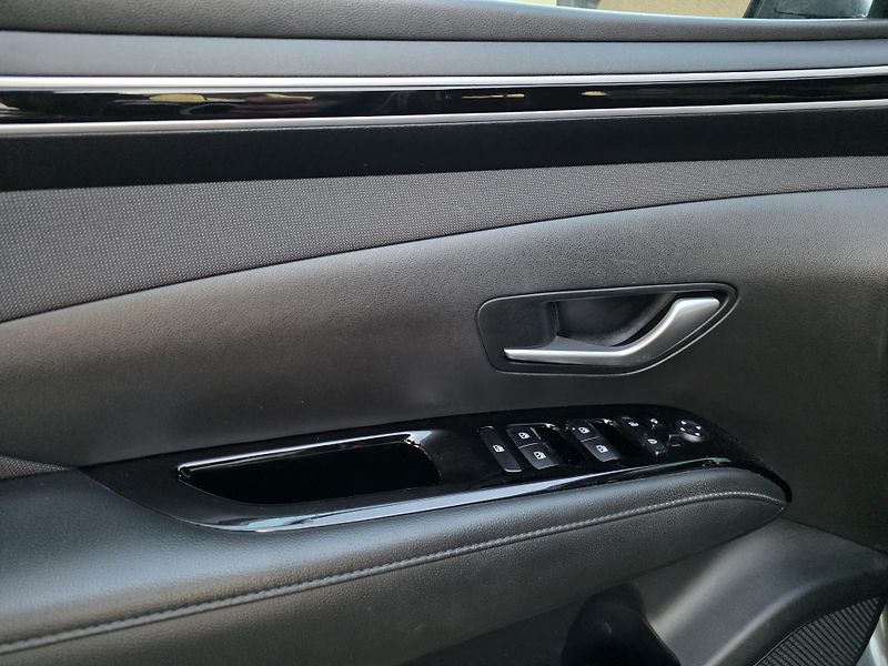 Hyundai Tucson 1.6-DPH-V ZÁRUCE-KAMERA - fotka 16 z 35
