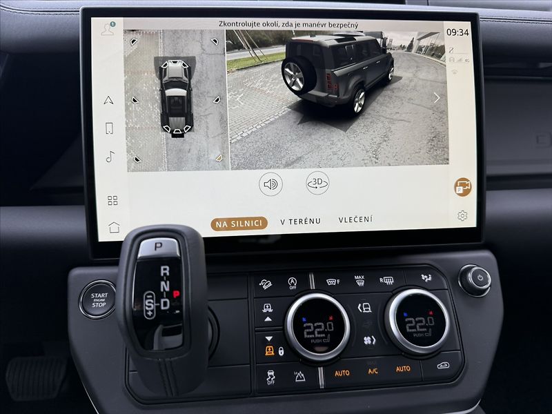Land Rover Defender (2026) 3,0 110 S D200 - fotka 16 z 29
