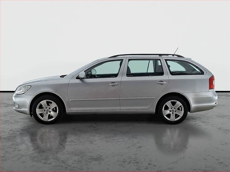Škoda Octavia (2011) 1.6 TDI, Tempomat - fotka 3 z 16