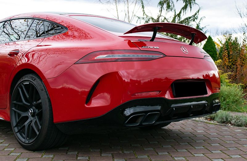 Mercedes-Benz AMG GT (2021) - fotka 14 z 26