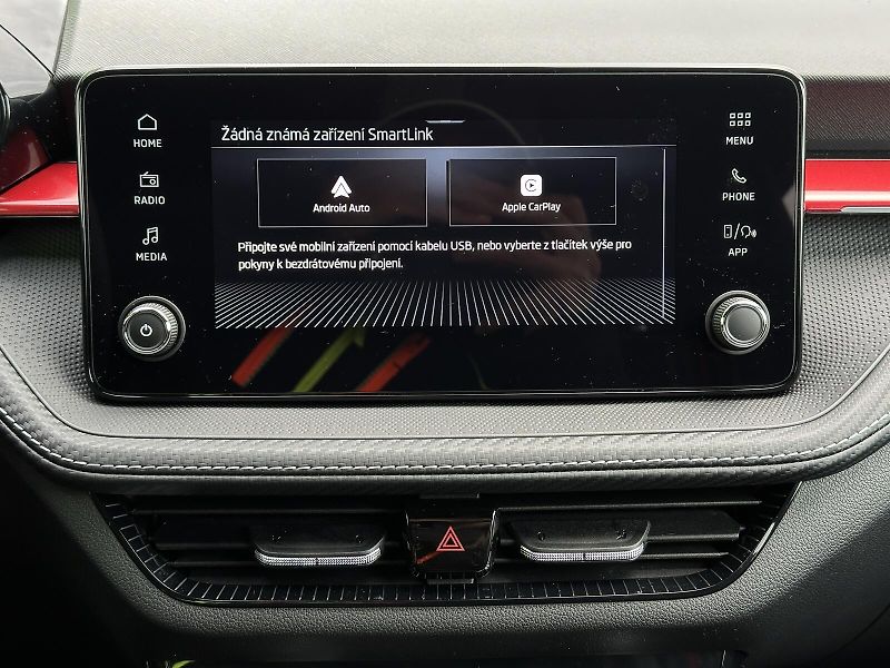 Škoda Fabia 1.0TSi 116PS Monte Carlo Bi-LE - fotka 25 z 36