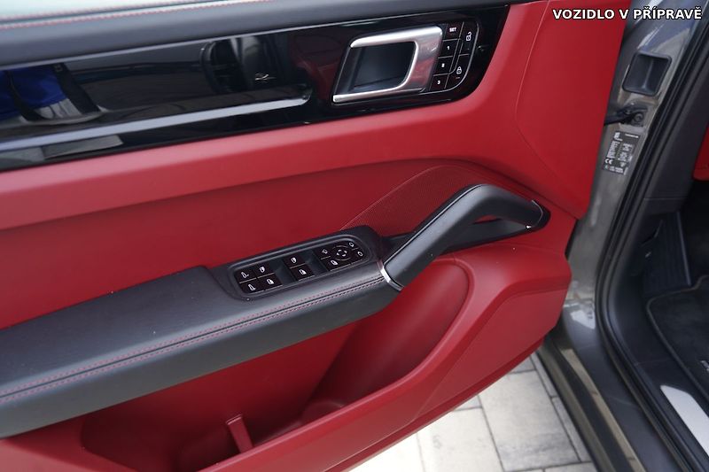 Porsche Cayenne Coupé E-Hybrid/ČR/1.MAJ/3.0 25 - fotka 7 z 16