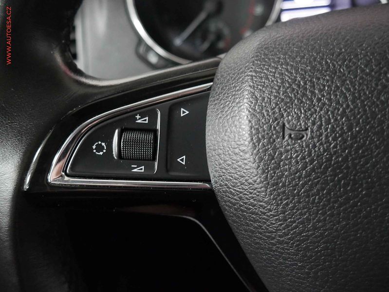 Škoda Yeti (2017) 1.4 TSi, Drive, navi, +kola - fotka 14 z 22