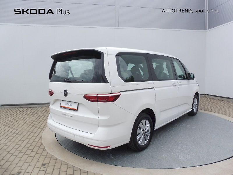 Volkswagen Multivan (2025) Long Life 2,0 TSI 150kW DSG - fotka 2 z 29