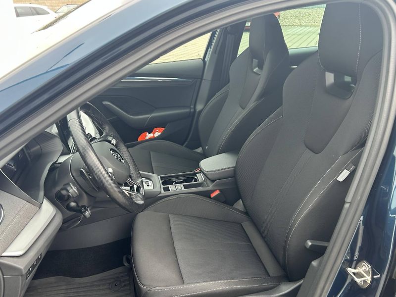 Škoda Octavia Style 7DSG 2,0TDI - fotka 6 z 24