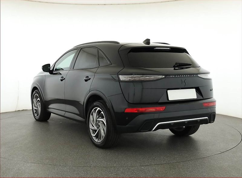 DS Automobiles DS7 Crossback (2023) 1.5 BlueHDI - fotka 4 z 18