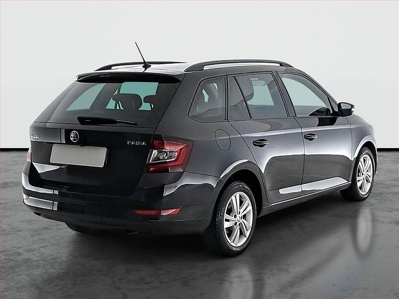 Škoda Fabia (2019) Style 1.0 TSI, Navi, Tempomat - fotka 5 z 19