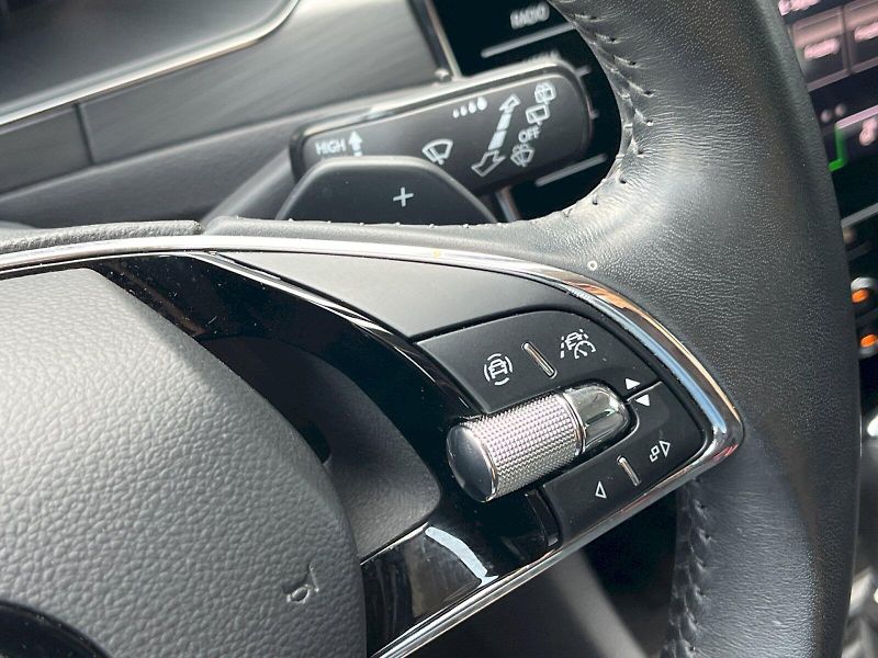 Škoda Superb (2023) 2.0 TDI 110kW DSG Style Plus c - fotka 9 z 36