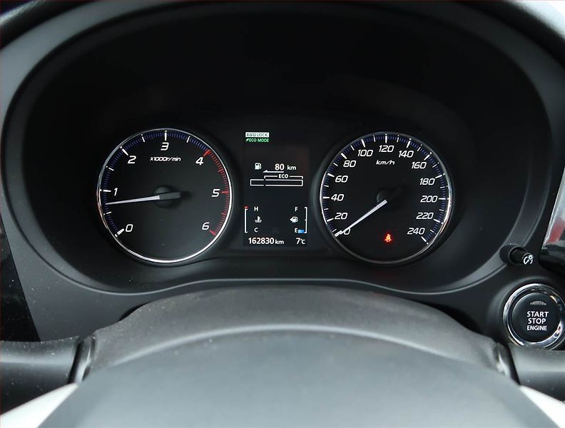 Mitsubishi Outlander (2013) 2.2 DI-D, 4X4, 7 míst, ČR - fotka 11 z 18