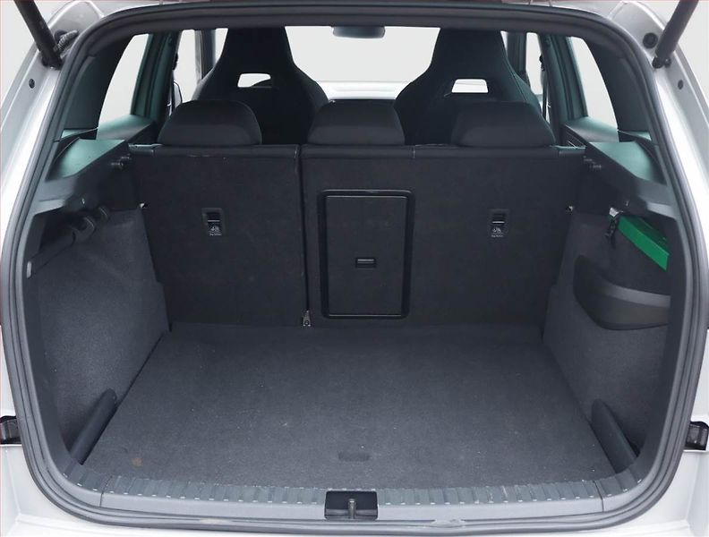 Škoda Karoq (2024) Sportline 2.0 TDI - fotka 14 z 27