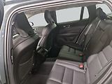 Volvo V60 B4 Plus Dark - náhled 10