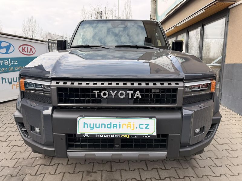 Toyota Land Cruiser 2.8-INVINCIBLE-ZÁRUKA-DPH - fotografie inzerátu