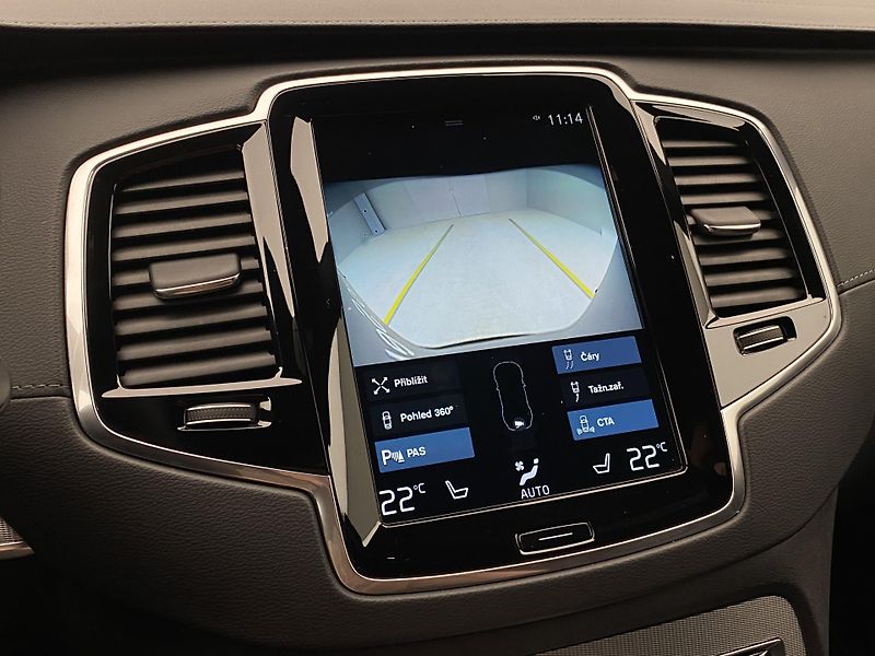 Volvo XC90 T8 AWD RECHARGE R-DESIGN 7míst - fotka 47 z 54