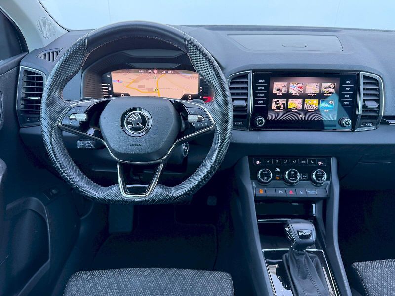 Škoda Karoq (2023) 1.5 TSI 110kW DSG Style - fotka 8 z 35