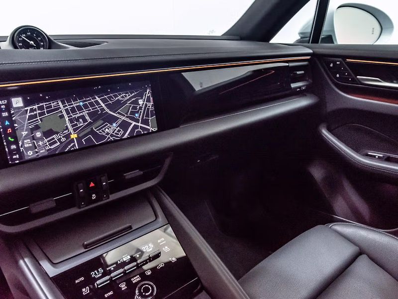 Porsche Macan 4S PASM InnoDrive 360 Pano Ven - fotka 12 z 18