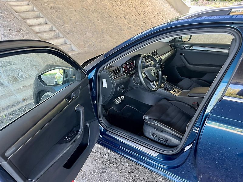 Škoda Superb (2020) 2.0 TDi Scout 4x4 DSG ČR  - fotka 10 z 16