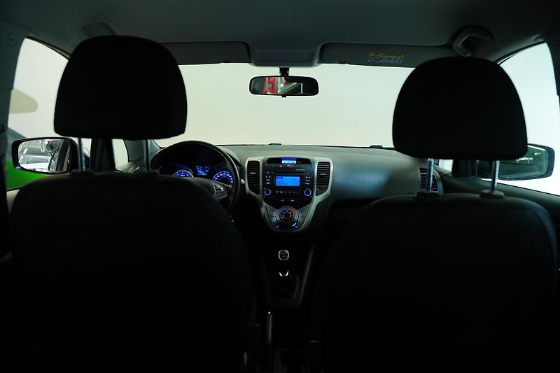 Hyundai ix20 - fotka 22 z 24