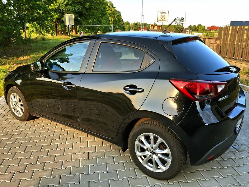 Mazda 2 1.5 benzin  - fotka 5 z 41
