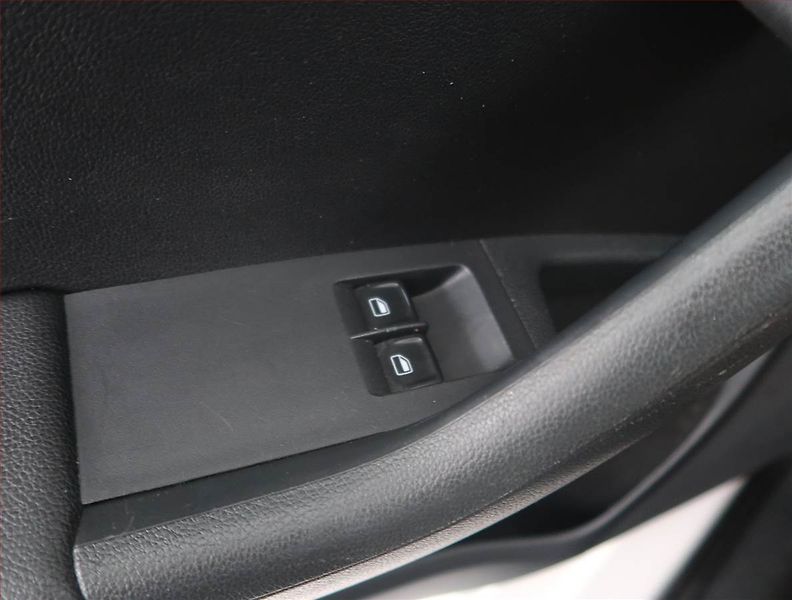 Škoda Octavia (2013) 1.6 TDI, Tempomat - fotka 16 z 18