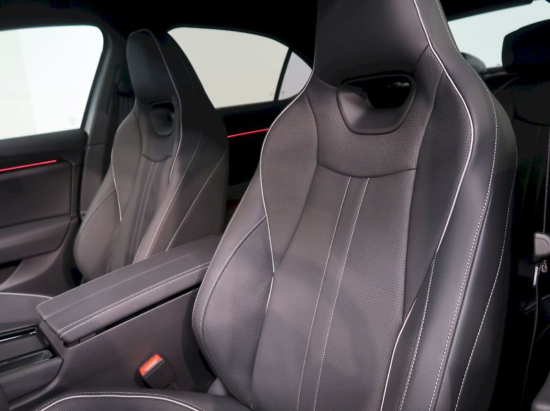 Škoda Superb (2026) SPORTLINE 2.0TDI 142KW 4x4 DSG - fotka 16 z 46
