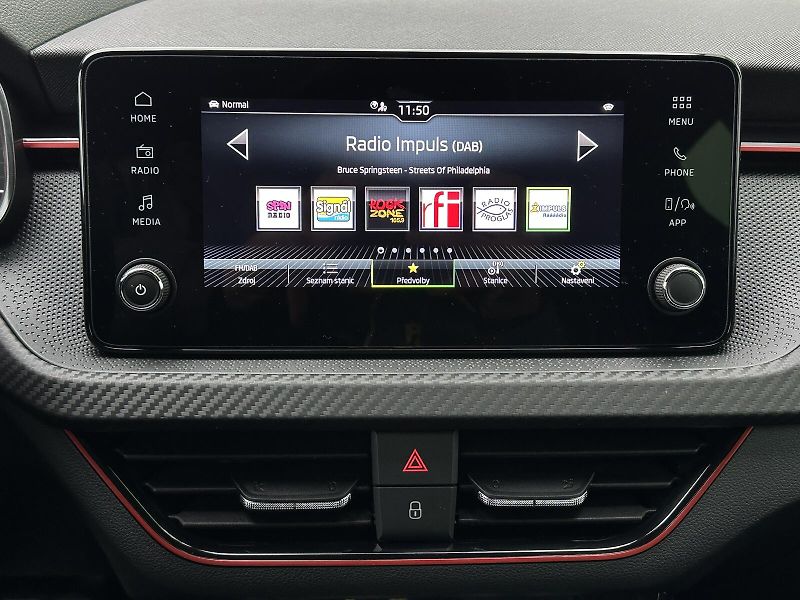 Škoda Kamiq 1.0TSi DSG Monte Carlo 116PS M - fotka 18 z 34
