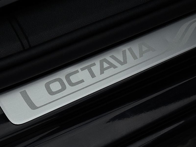 Škoda Octavia (2019) 1.5TSi Style+, Virtual, DPH - fotka 43 z 47