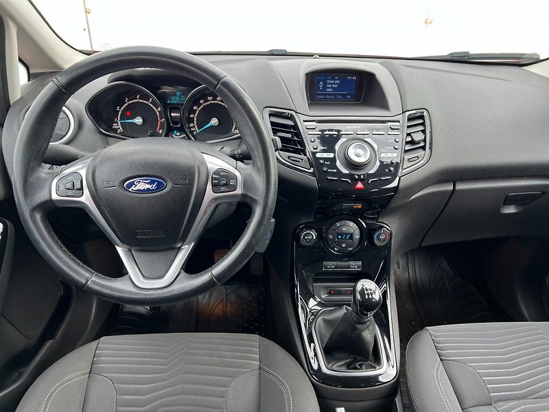 Ford Fiesta (2014) 1.0i 74kW Titanium! Tažné! - fotka 15 z 27